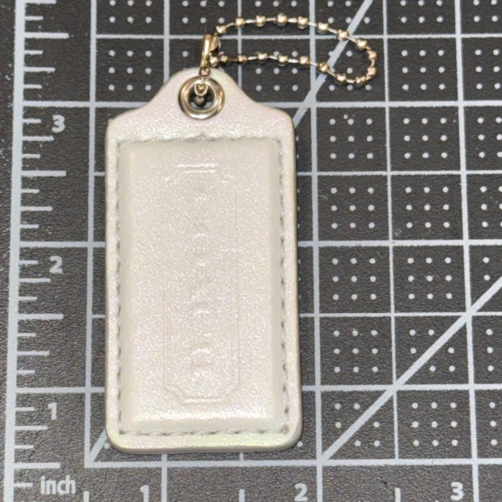 Coach “Iced Silver” Leather Hang Tag (w/silver-tone hardware)(Size: 2”x 1”) EUC